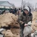 В Мангистау фонд «Әділдік және Өркендеу» оказывает поддержку пострадавшим от наводнения атыраусцам