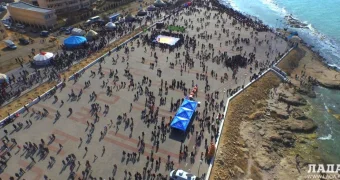 В Актау временно перекроют дорогу