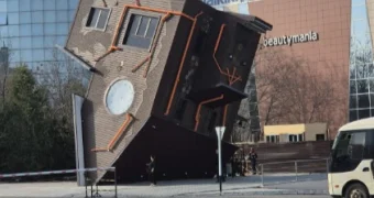 Дом вверх дном: уникальный музей открыл свои двери в Актау