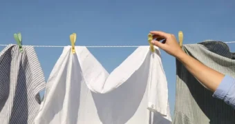 Собрать паруса! Жительница Актау наказана за развешанное на улице бельё