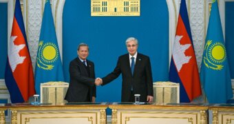 Токаев предложил открыть прямое авиасообщение между Казахстаном и Камбоджей