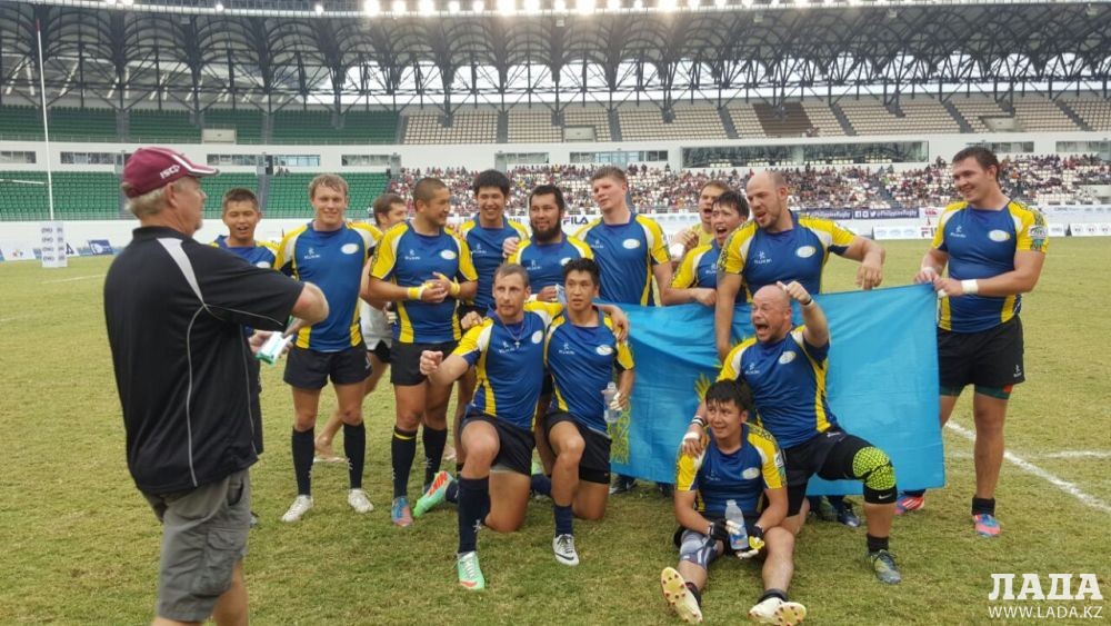 Место в первом дивизионе сохранить удалось. Казахстанские регбисты после встречи с командой Сингапура. Фото предоставил Николай Белкин