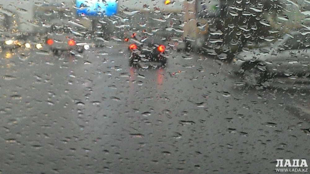 Дожди в Актау. Фото автора