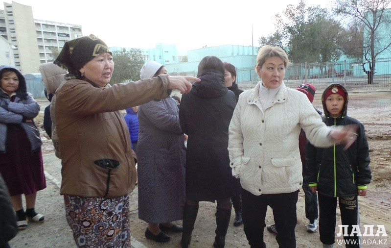 Жильцы высотных домов 13 микрорайона||news_pic_more|<!--TBegin--><a href="https://img.lada.kz/2015-11/1446458282_20151031_010706.jpg" onclick="return hs.expand(this)" ><img align="left" src="https://img.lada.kz/2015-11/thumbs/1446458282_20151031_010706.jpg" alt='Жители трех домов в 13 микрорайоне Актау жалуются на отсутствие технической воды' title='Жители трех домов в 13 микрорайоне Актау жалуются на отсутствие технической воды'  /></a><!--TEnd--><br /><!--TBegin--><a href="https://img.lada.kz/2015-11/1446458290_20151031_010741.jpg" onclick="return hs.expand(this)" ><img align="left" src="https://img.lada.kz/2015-11/thumbs/1446458290_20151031_010741.jpg" alt='Жители трех домов в 13 микрорайоне Актау жалуются на отсутствие технической воды' title='Жители трех домов в 13 микрорайоне Актау жалуются на отсутствие технической воды'  /></a><!--TEnd--><br /><!--TBegin--><a href="https://img.lada.kz/2015-11/1446458262_20151031_010756.jpg" onclick="return hs.expand(this)" ><img align="left" src="https://img.lada.kz/2015-11/thumbs/1446458262_20151031_010756.jpg" alt='Жители трех домов в 13 микрорайоне Актау жалуются на отсутствие технической воды' title='Жители трех домов в 13 микрорайоне Актау жалуются на отсутствие технической воды'  /></a><!--TEnd--><br /><!--TBegin--><a href="https://img.lada.kz/2015-11/1446458307_20151031_010759.jpg" onclick="return hs.expand(this)" ><img align="left" src="https://img.lada.kz/2015-11/thumbs/1446458307_20151031_010759.jpg" alt='Жители трех домов в 13 микрорайоне Актау жалуются на отсутствие технической воды' title='Жители трех домов в 13 микрорайоне Актау жалуются на отсутствие технической воды'  /></a><!--TEnd--><br /><!--TBegin--><a href="https://img.lada.kz/2015-11/1446458272_20151031_010859.jpg" onclick="return hs.expand(this)" ><img align="left" src="https://img.lada.kz/2015-11/thumbs/1446458272_20151031_010859.jpg" alt='Жители трех домов в 13 микрорайоне Актау жалуются на отсутствие технической воды' title='Жители трех домов в 13 микрорайоне Актау жалуются на отсутствие технической воды'  /></a><!--TEnd--><br /><!--TBegin--><a href="https://img.lada.kz/2015-11/1446458323_20151031_010948.jpg" onclick="return hs.expand(this)" ><img align="left" src="https://img.lada.kz/2015-11/thumbs/1446458323_20151031_010948.jpg" alt='Жители трех домов в 13 микрорайоне Актау жалуются на отсутствие технической воды' title='Жители трех домов в 13 микрорайоне Актау жалуются на отсутствие технической воды'  /></a><!--TEnd--><br /><!--TBegin--><a href="https://img.lada.kz/2015-11/1446458260_20151031_010954.jpg" onclick="return hs.expand(this)" ><img align="left" src="https://img.lada.kz/2015-11/thumbs/1446458260_20151031_010954.jpg" alt='Жители трех домов в 13 микрорайоне Актау жалуются на отсутствие технической воды' title='Жители трех домов в 13 микрорайоне Актау жалуются на отсутствие технической воды'  /></a><!--TEnd--><br /><!--TBegin--><a href="https://img.lada.kz/2015-11/1446458285_20151031_012816.jpg" onclick="return hs.expand(this)" ><img align="left" src="https://img.lada.kz/2015-11/thumbs/1446458285_20151031_012816.jpg" alt='Жители трех домов в 13 микрорайоне Актау жалуются на отсутствие технической воды' title='Жители трех домов в 13 микрорайоне Актау жалуются на отсутствие технической воды'  /></a><!--TEnd--><br /><!--TBegin--><a href="https://img.lada.kz/2015-11/1446458241_20151031_012933.jpg" onclick="return hs.expand(this)" ><img align="left" src="https://img.lada.kz/2015-11/thumbs/1446458241_20151031_012933.jpg" alt='Жители трех домов в 13 микрорайоне Актау жалуются на отсутствие технической воды' title='Жители трех домов в 13 микрорайоне Актау жалуются на отсутствие технической воды'  /></a><!--TEnd--><br /><!--TBegin--><a href="https://img.lada.kz/2015-11/1446458257_20151031_013455.jpg" onclick="return hs.expand(this)" ><img align="left" src="https://img.lada.kz/2015-11/thumbs/1446458257_20151031_013455.jpg" alt='Жители трех домов в 13 микрорайоне Актау жалуются на отсутствие технической воды' title='Жители трех домов в 13 микрорайоне Актау жалуются на отсутствие технической воды'  /></a><!--TEnd--><br /><!--TBegin--><a href="https://img.lada.kz/2015-11/1446458305_20151031_013506.jpg" onclick="return hs.expand(this)" ><img align="left" src="https://img.lada.kz/2015-11/thumbs/1446458305_20151031_013506.jpg" alt='Жители трех домов в 13 микрорайоне Актау жалуются на отсутствие технической воды' title='Жители трех домов в 13 микрорайоне Актау жалуются на отсутствие технической воды'  /></a><!--TEnd--><br /><!--TBegin--><a href="https://img.lada.kz/2015-11/1446458251_20151031_014056.jpg" onclick="return hs.expand(this)" ><img align="left" src="https://img.lada.kz/2015-11/thumbs/1446458251_20151031_014056.jpg" alt='Жители трех домов в 13 микрорайоне Актау жалуются на отсутствие технической воды' title='Жители трех домов в 13 микрорайоне Актау жалуются на отсутствие технической воды'  /></a><!--TEnd-->