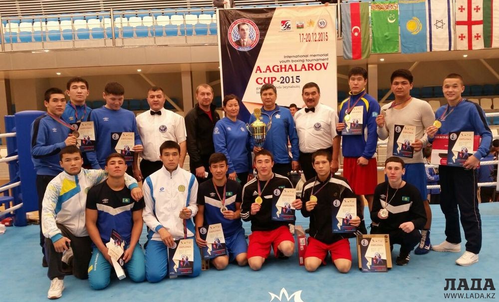 Победители и участники международного турнира в Баку. Фото предоставлено пресс-службой Федерации бокса Мангистауской области