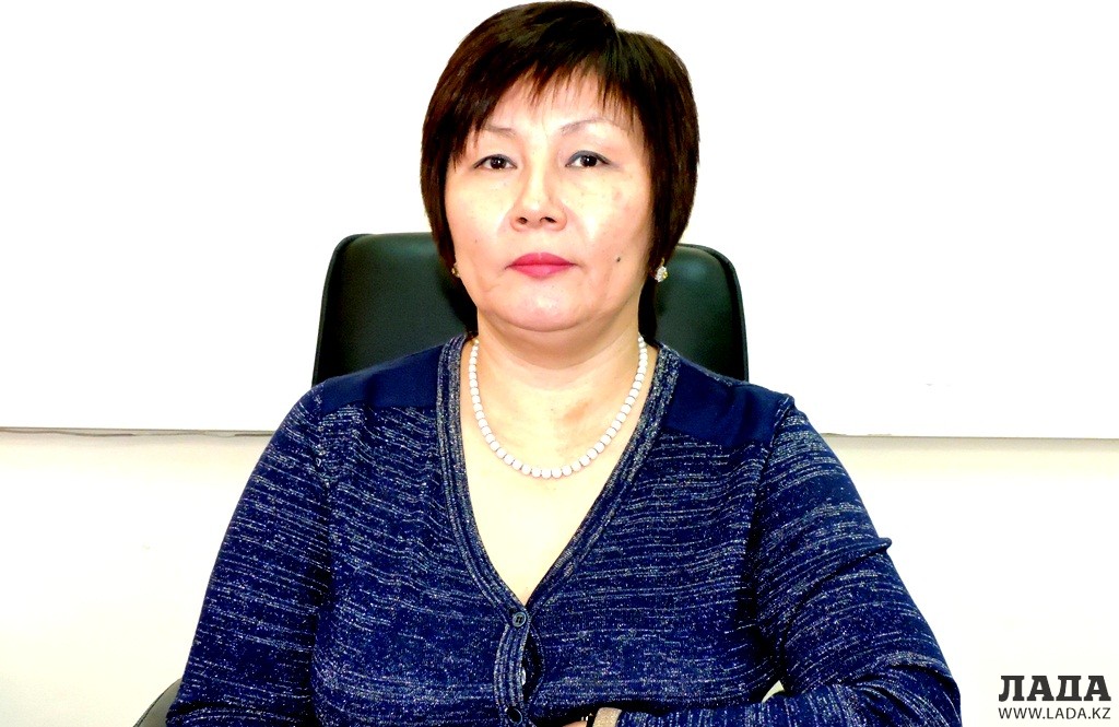 Клара Оралбаева, исполняющая обязанности руководителя управления здравоохранения области. Фото автора