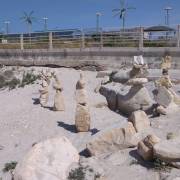 Позитивный креатив на побережье!!!