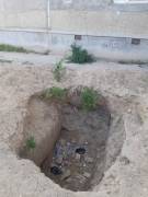Яма в 12 мкр за домом 47 раскопана больше месяца