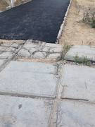 Разбитый тротуар