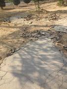 Разбитый тротуар