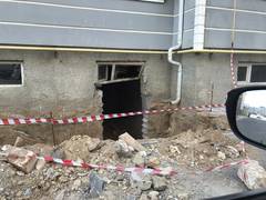 Перекопали дом