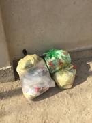 В селе Атамекен уже третью неделю лежит мусор