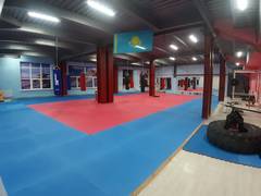 Спортивный зал для молодых ребят, которые во время пандемии таскали на своих плечах кислородные баллоны!