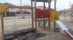 Неужели наши дети заслужили такие детские площадки?