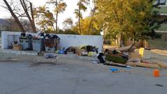 По адресу: 1-30 мусор не вывозится вовремя