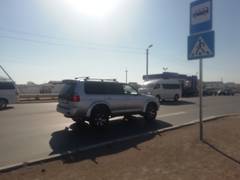 Пешеходный переход: остановка "Совхоз". ВИДЕО