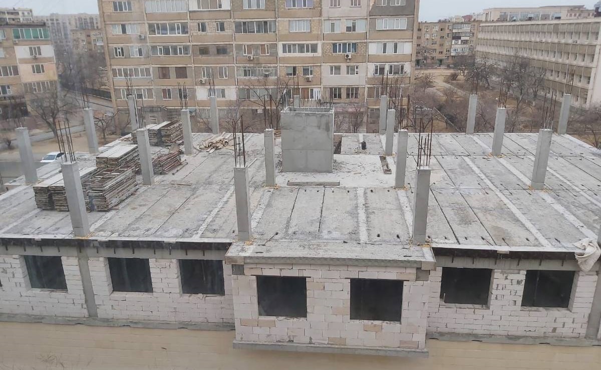 The authorities appealed to the owners of construction sites in Aktau due to bad weather