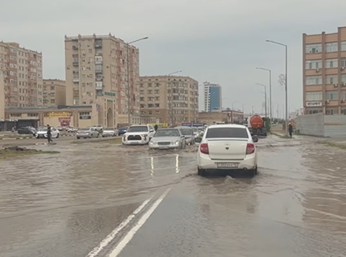 Как обстоит ситуация на автодорогах Актау после обильных дождей