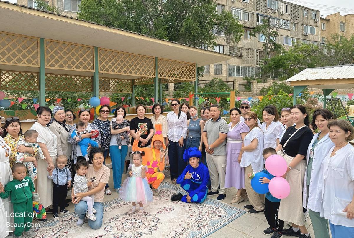 На яхте прокатили воспитанников детского дома в Актау