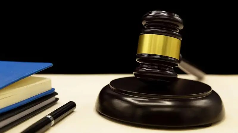Двух казахстанцев в России приговорили к 13 годам за диверсию