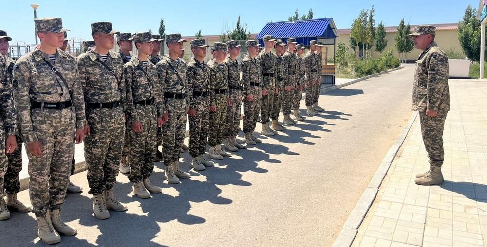 В воинских частях регионального командования «Запад» в Актау пополнение