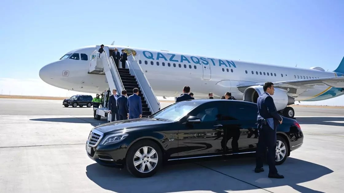 Схрон стрелкового оружия нашли по маршруту кортежа Токаева в Туркестанской области