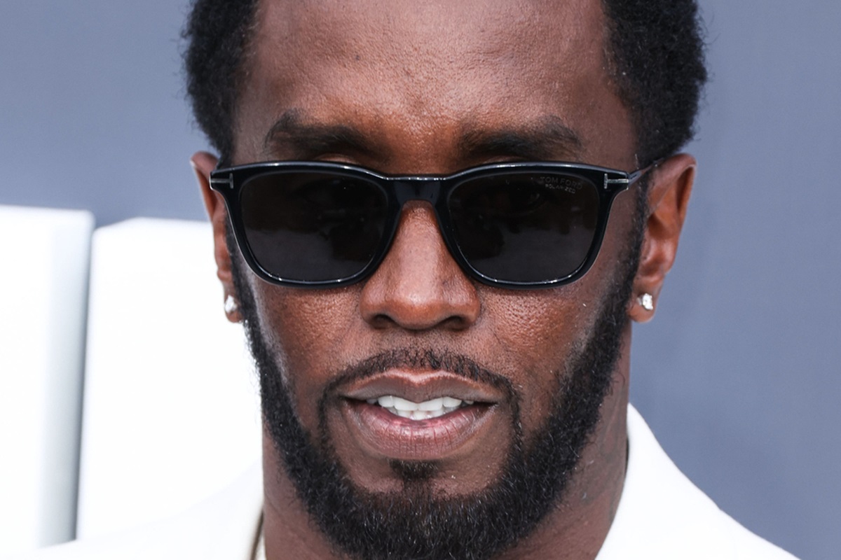 Казахстанец рассказал, как в 2011 году его хотел усыновить скандальный рэпер P. Diddy