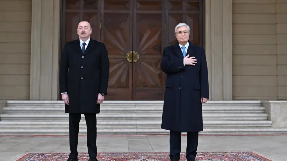 Президент Азербайджана тепло поблагодарил Токаева и весь народ Казахстана