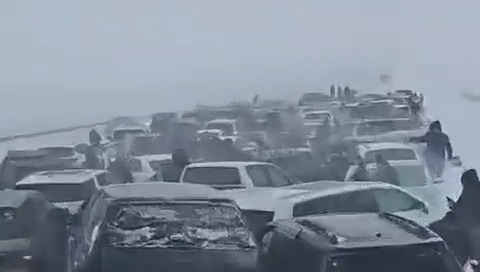 40 автомобилей столкнулись на трассе Астана - Щучинск