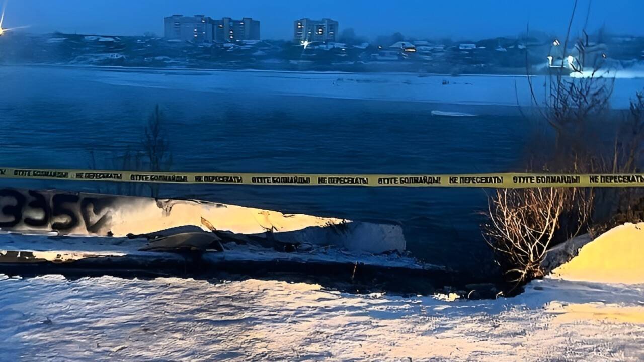 Автомобиль упал в реку во время гонок в Абайской области: в салоне находились четыре человека