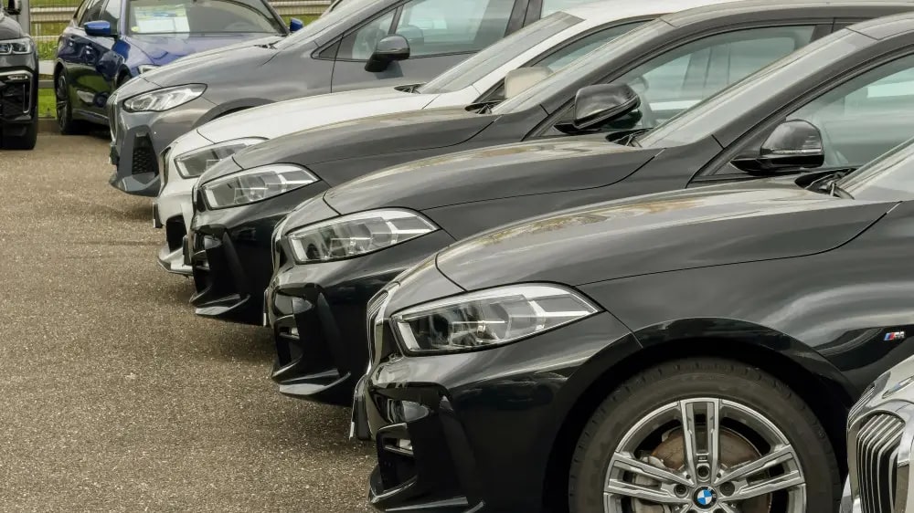 Казахстанец получил срок за крупные мошенничества с залоговыми авто
