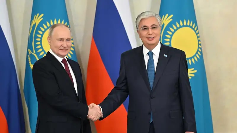 Токаев принял приглашение Путина