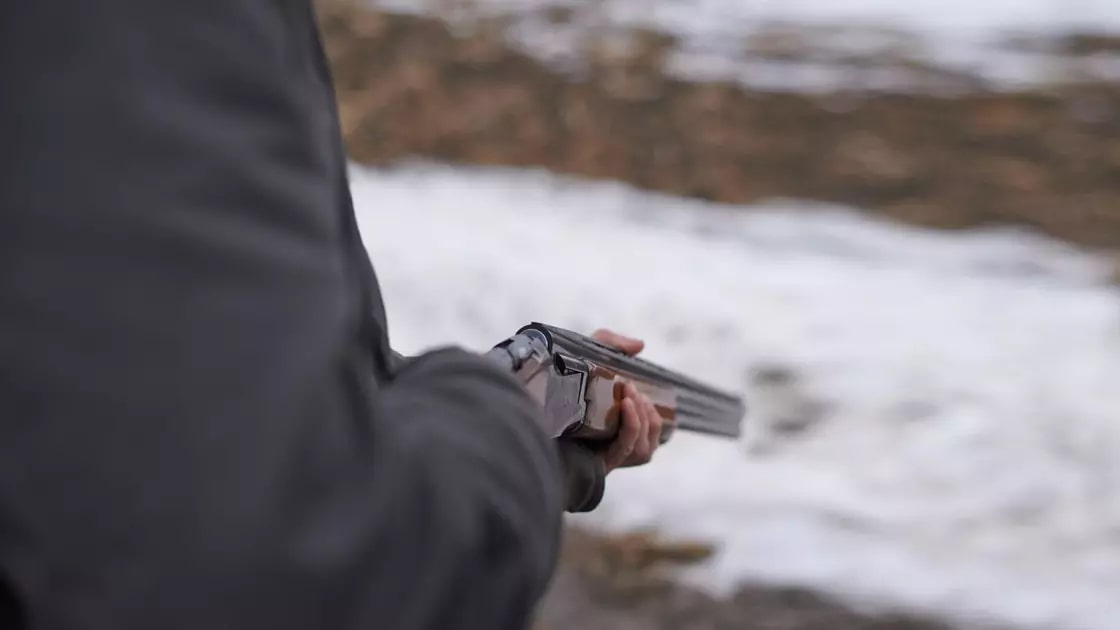 Житель Уральска получил огнестрельные ранения у себя во дворе