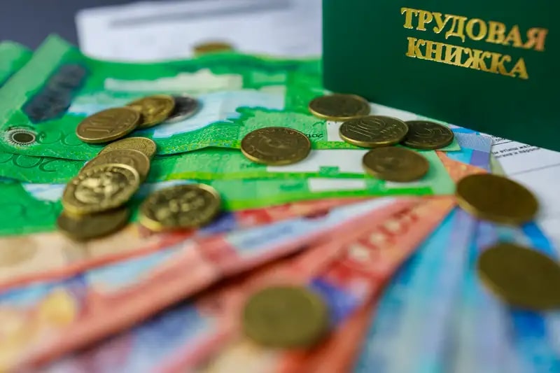 В Казахстане началась выплата увеличенных пенсий: что изменилось с 2025 года