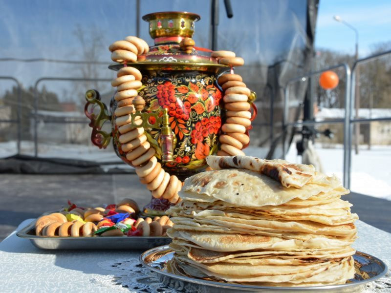 Казахстанка получила штраф за празднование Масленицы