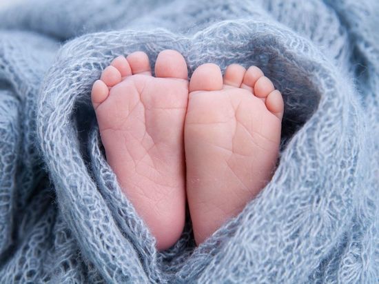 Богатырь с первых минут: казахстанка родила малыша весом 6,7 кг