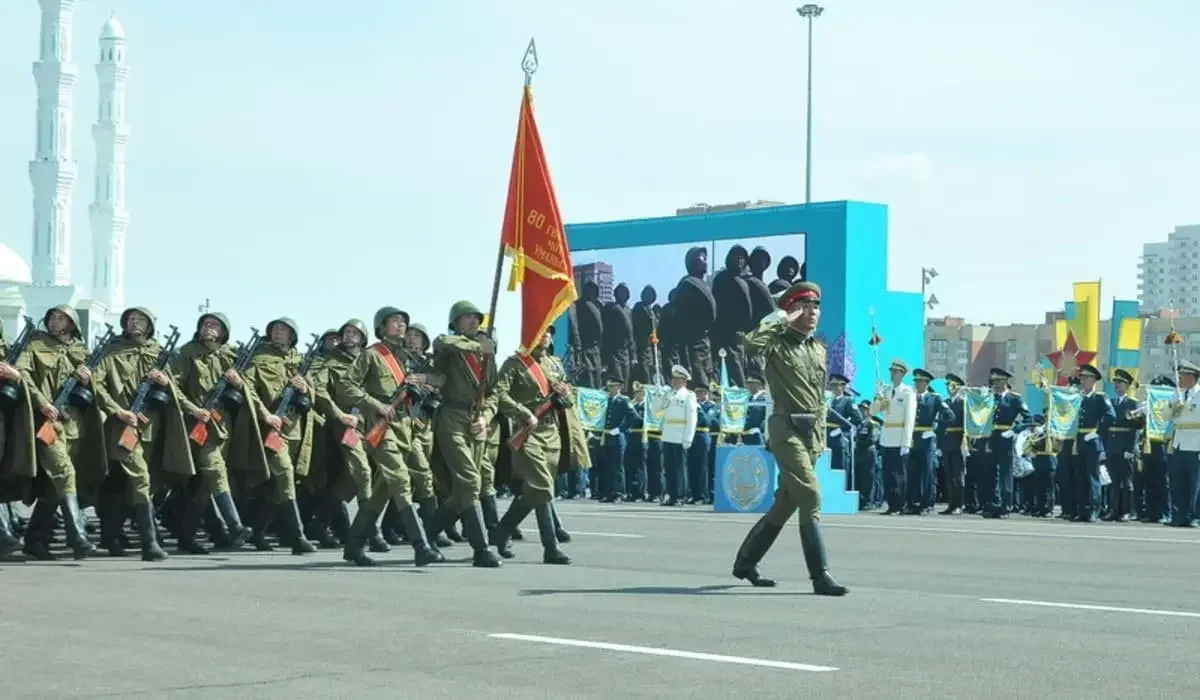 Военный парад в Астане: кто приглашён и где посмотреть