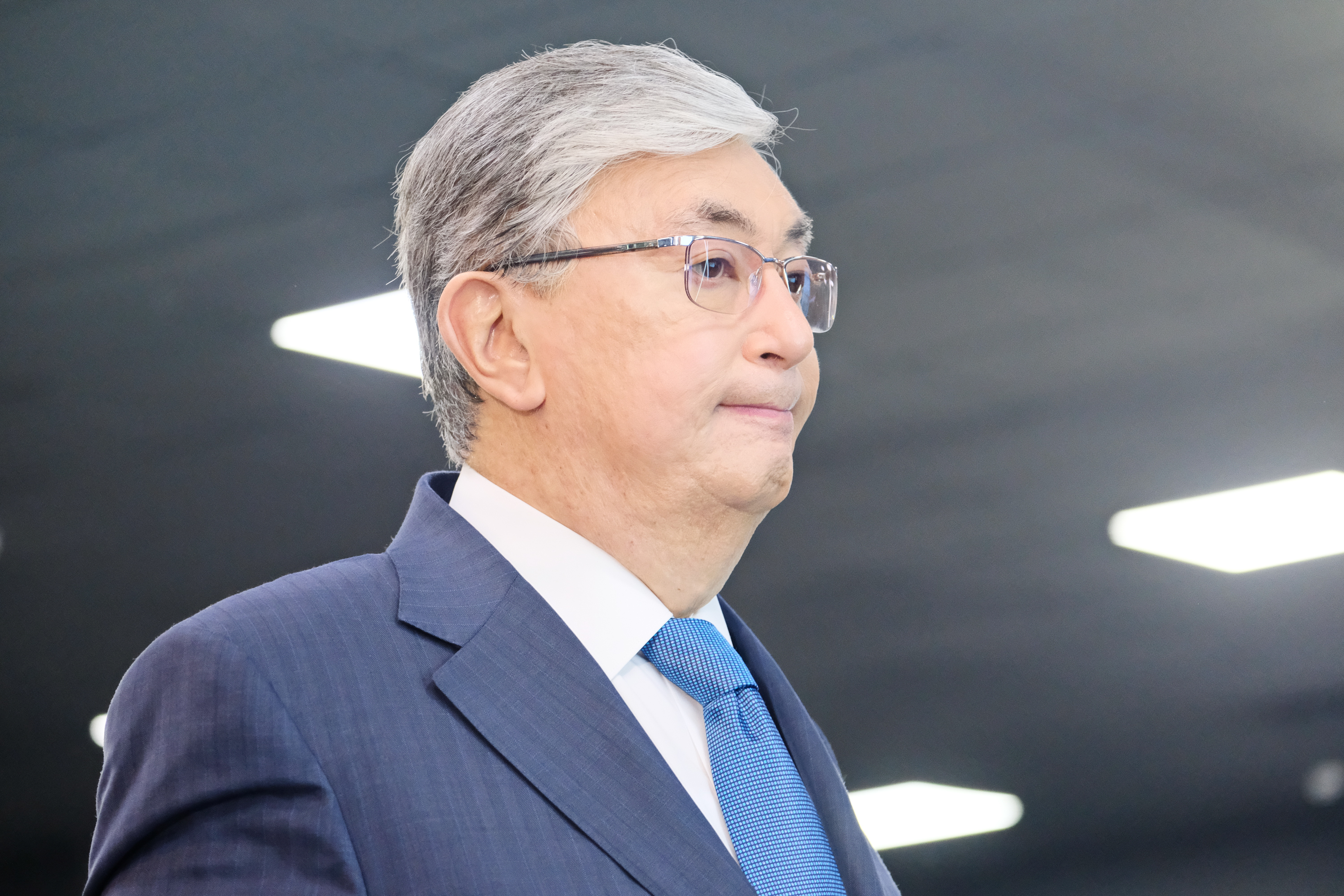 Касым-Жомарт Токаев: президент, который не ждет аплодисментов