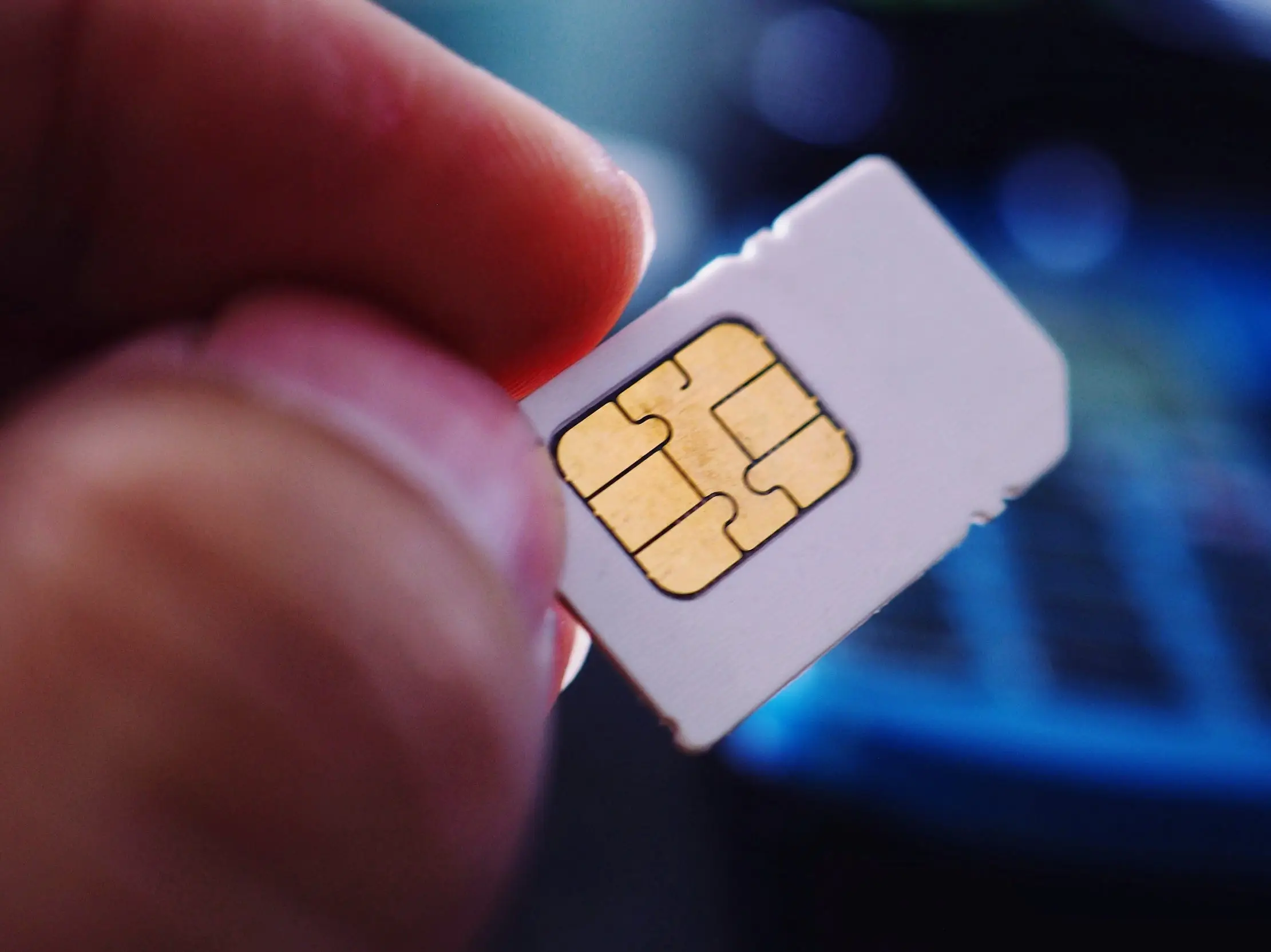 В Казахстане ограничивают продажу SIM-карт: новые правила и штрафы