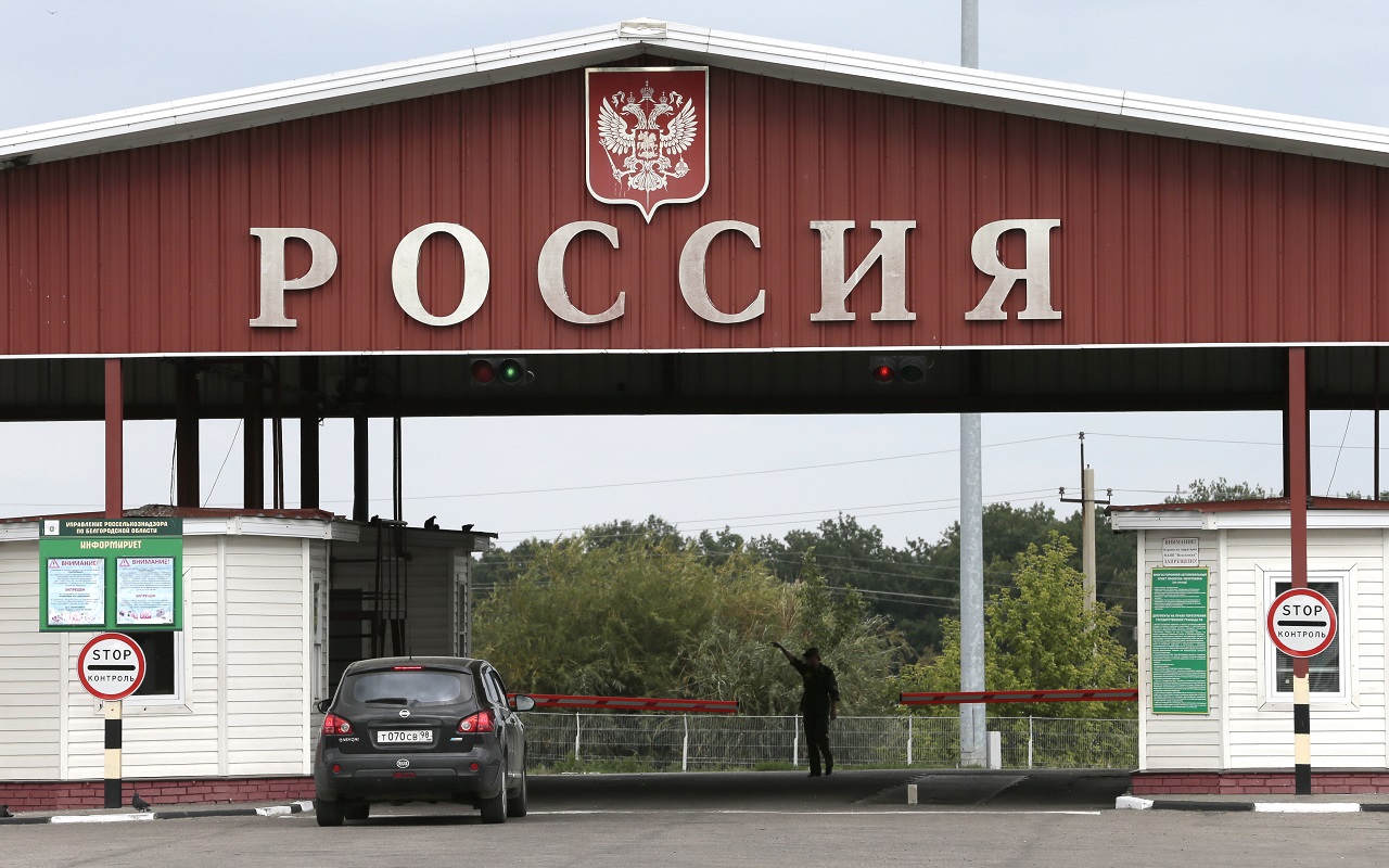 Россия ужесточает правила въезда для иностранцев: что изменится с 30 июня для казахстанцев