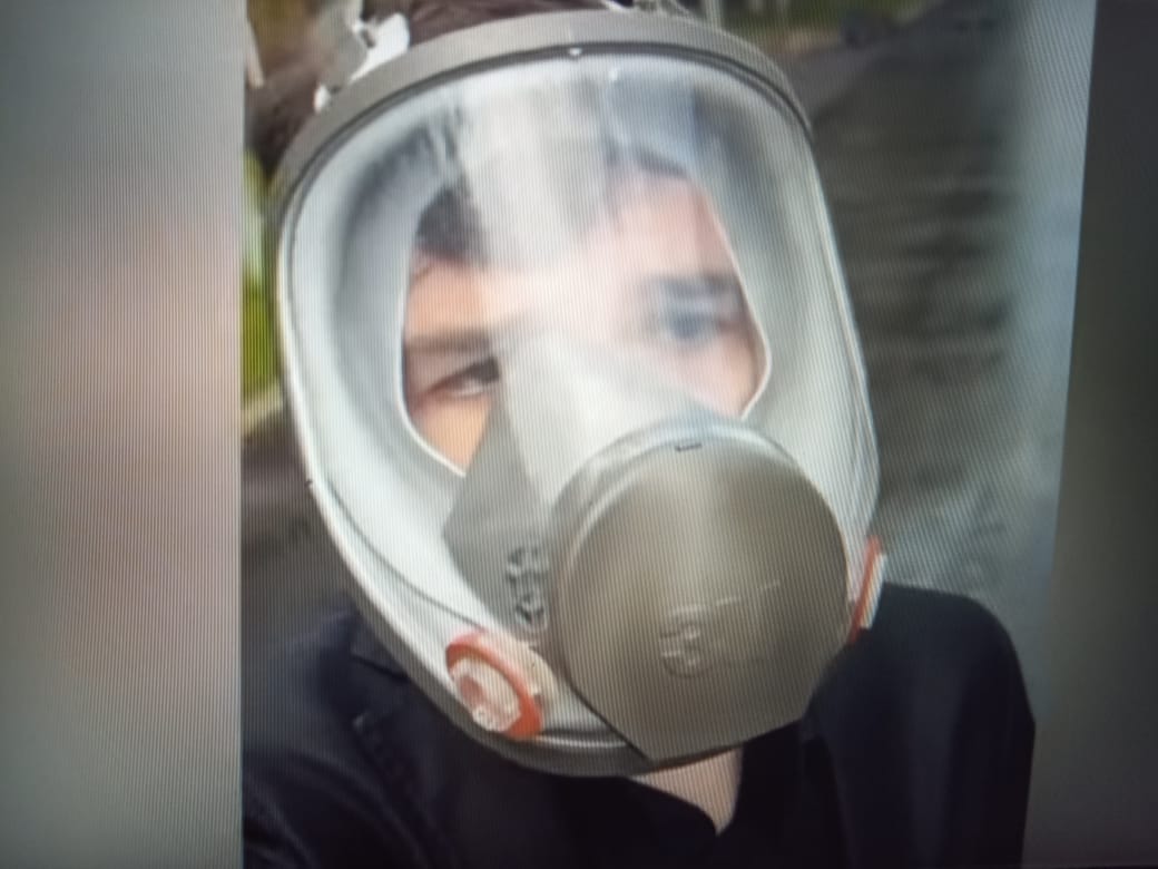 Противогазы вместо масок: от едкого дыма в Атырау не спасают даже закрытые окна