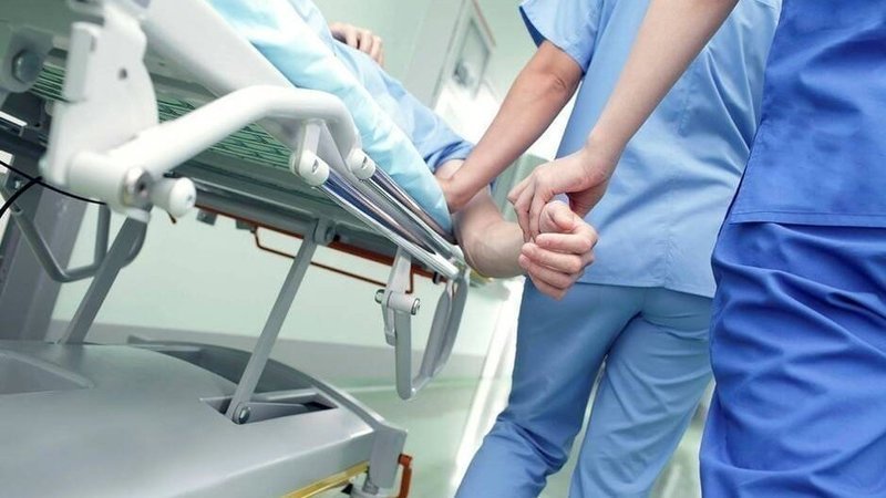 В Атырау мужчину жестоко избили из-за долга в 30 тысяч тенге: он в реанимации