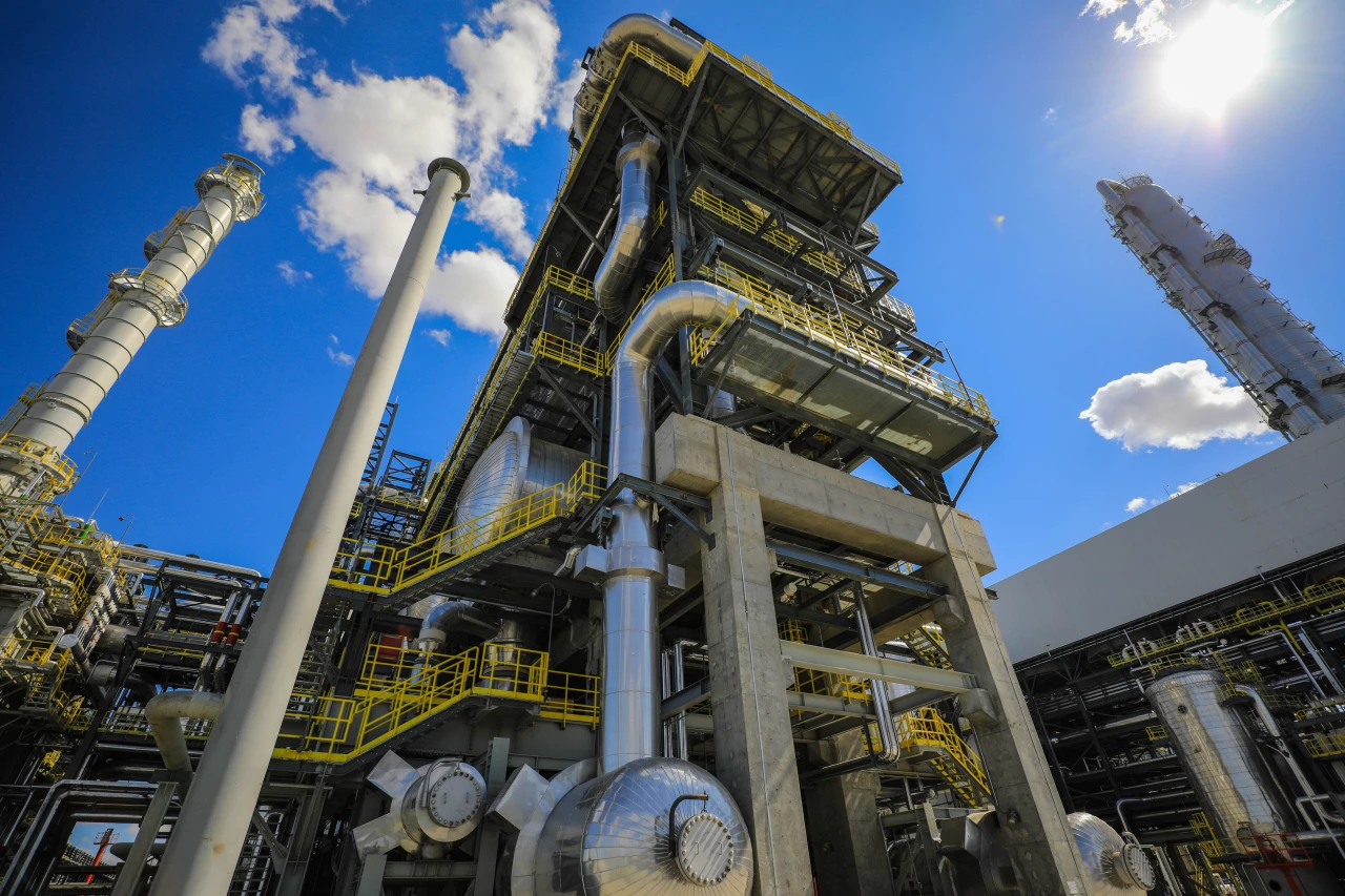 В Атырауской области начато строительство завода по переработке газа с Кашагана