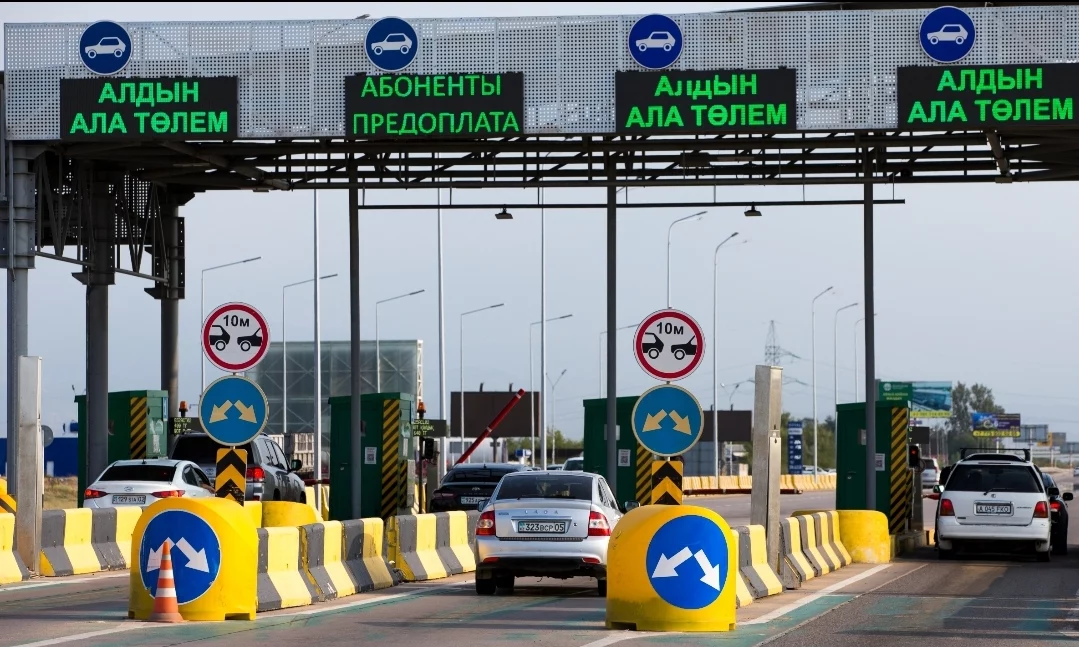 На какой дороге казахстанцы оставляют больше всего денег