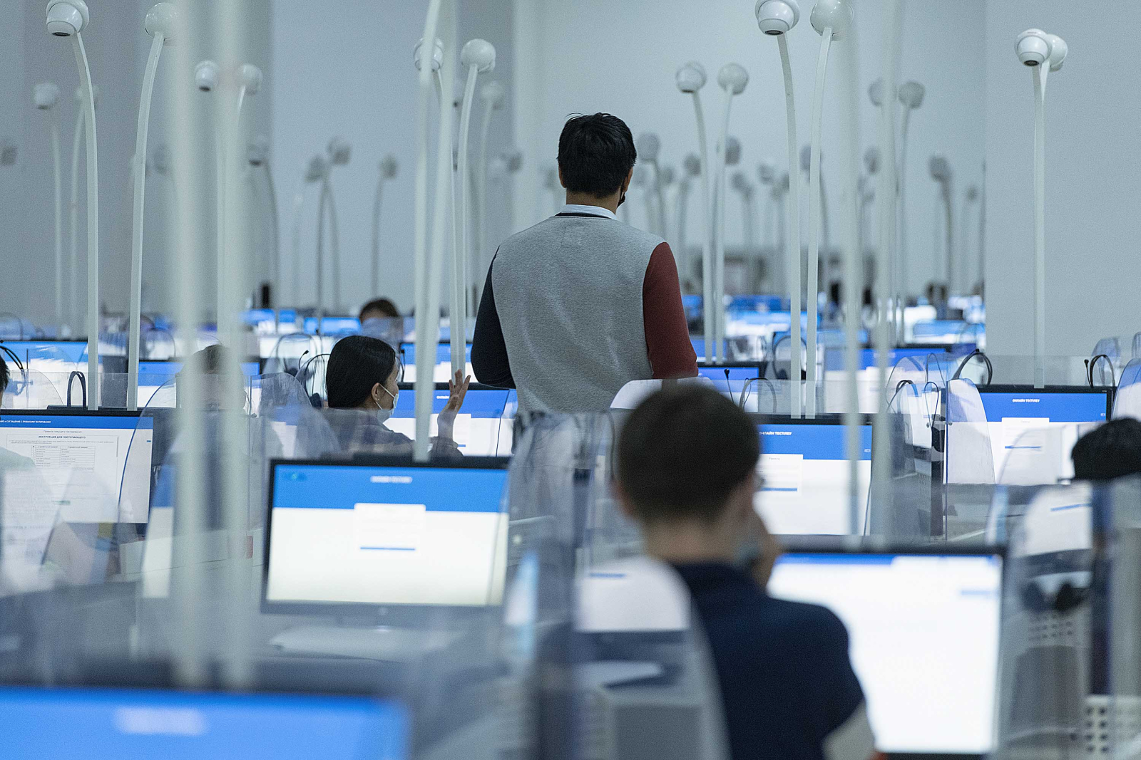 ЕНТ-2025: кто набрал максимум, сколько провалились и как изменилась система