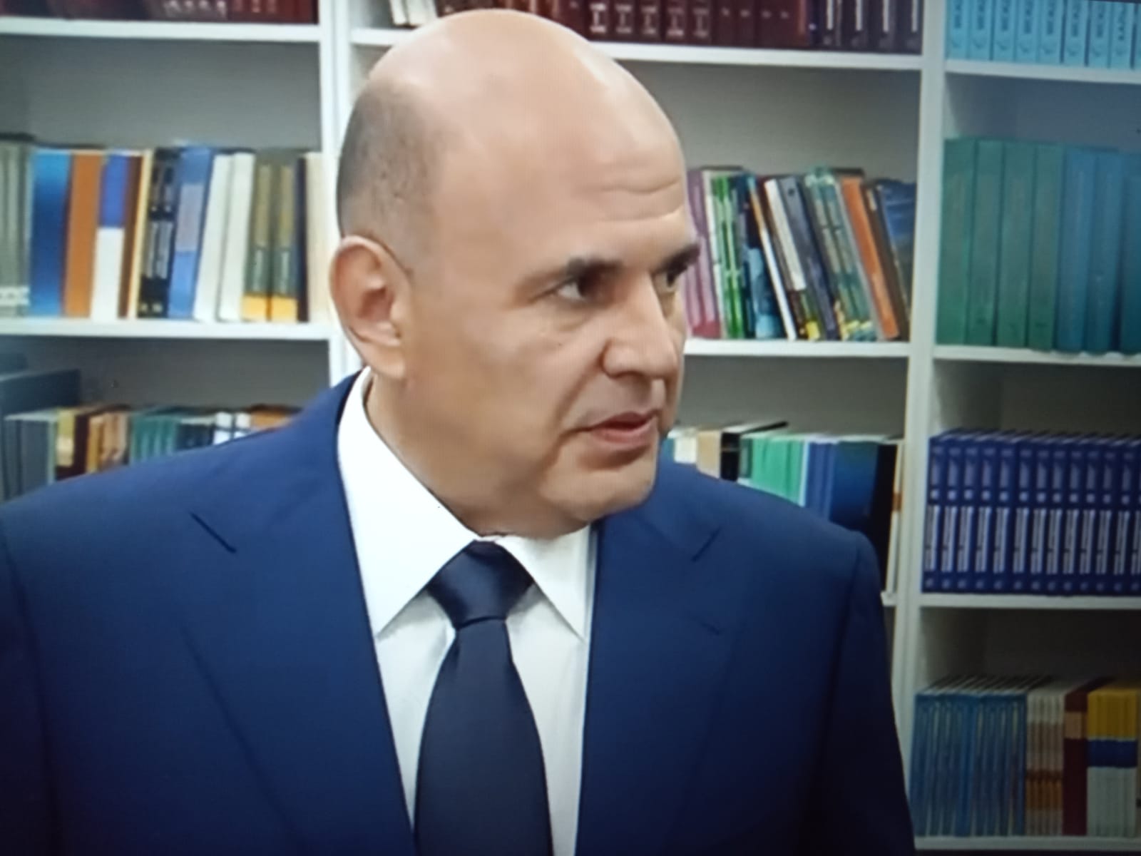Память о войне связала народы: Мишустин рассказал трогательную историю о Кемеле Токаеве