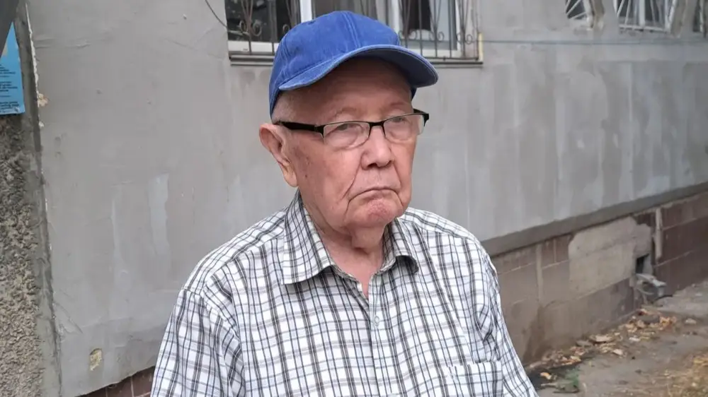 Профессору из Алматы, обманутому мошенниками, подарили 23 миллиона тенге