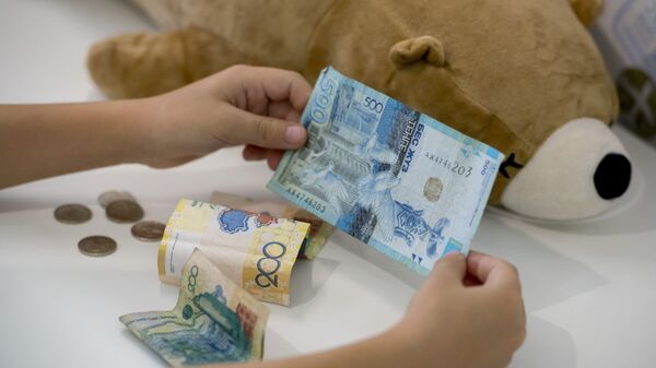 110 тысяч тенге ежемесячно: новые размеры детских выплат в 2025 году
