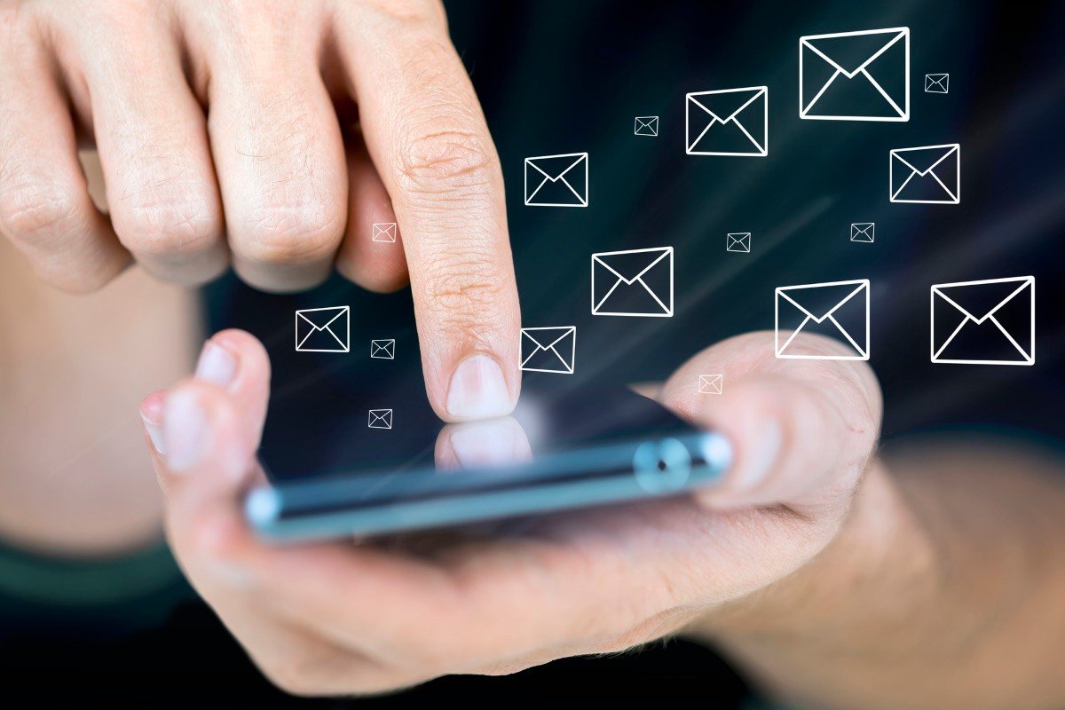 Пенсии, пособия и соцвыплаты: что означает SMS от 1414 и как действовать казахстанцам
