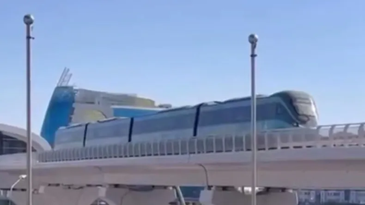 В Астане в тестовом режиме запустили LRT